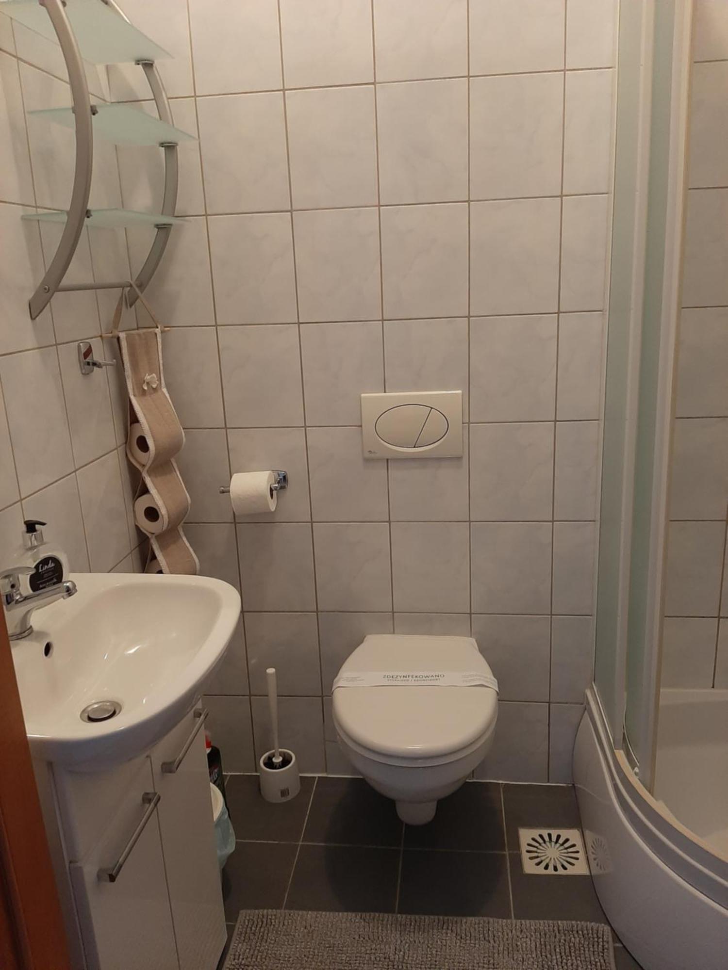Noclegi Viktor Kalwaria Zebrzydowska Luaran gambar